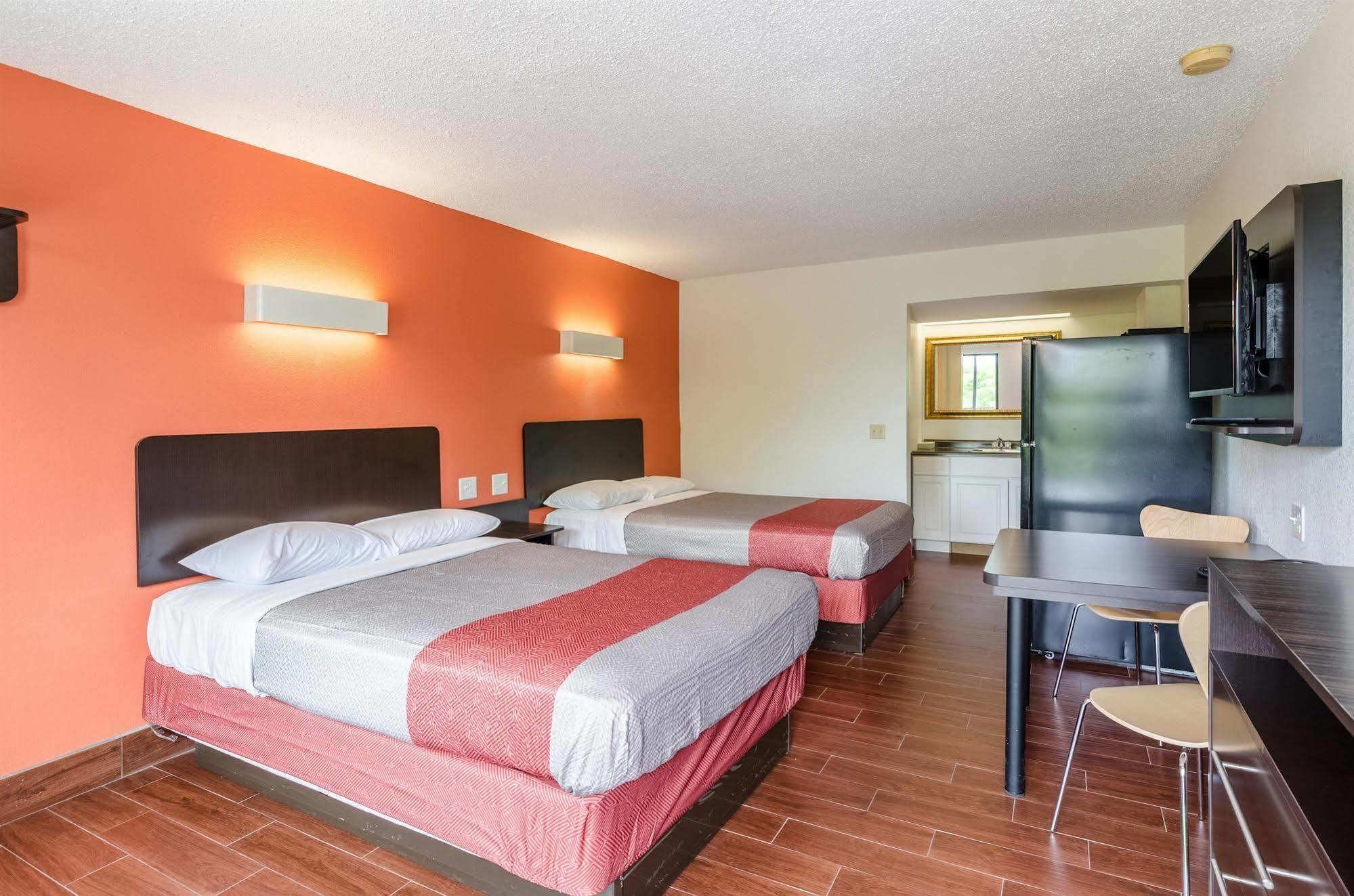Motel 6-Lexington, Va Bagian luar foto